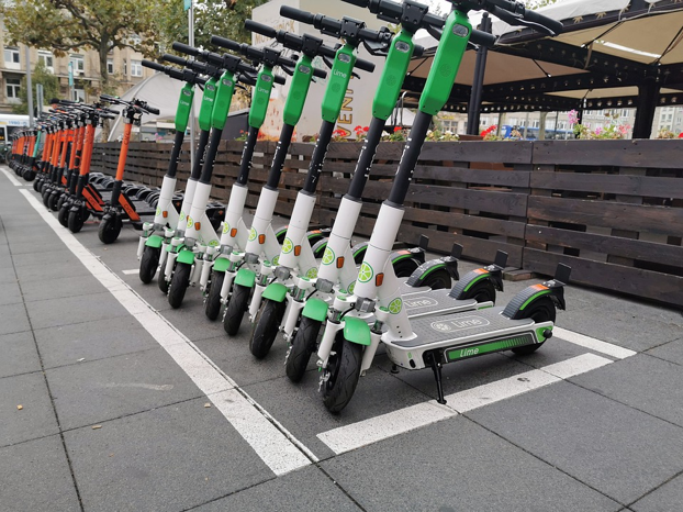 Electric Scooters are Coming Back to Chicago – What Should Commuters Know?